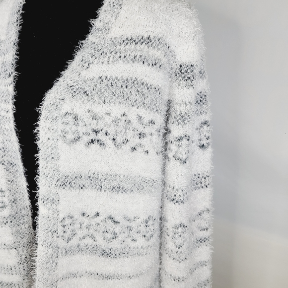 Womens Cardigan - Picture 2 of 2